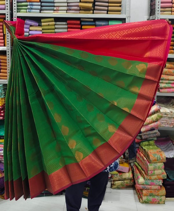 New Arrival: Premium Vaira Oosi Sarees with Contrast Jari Work-0019