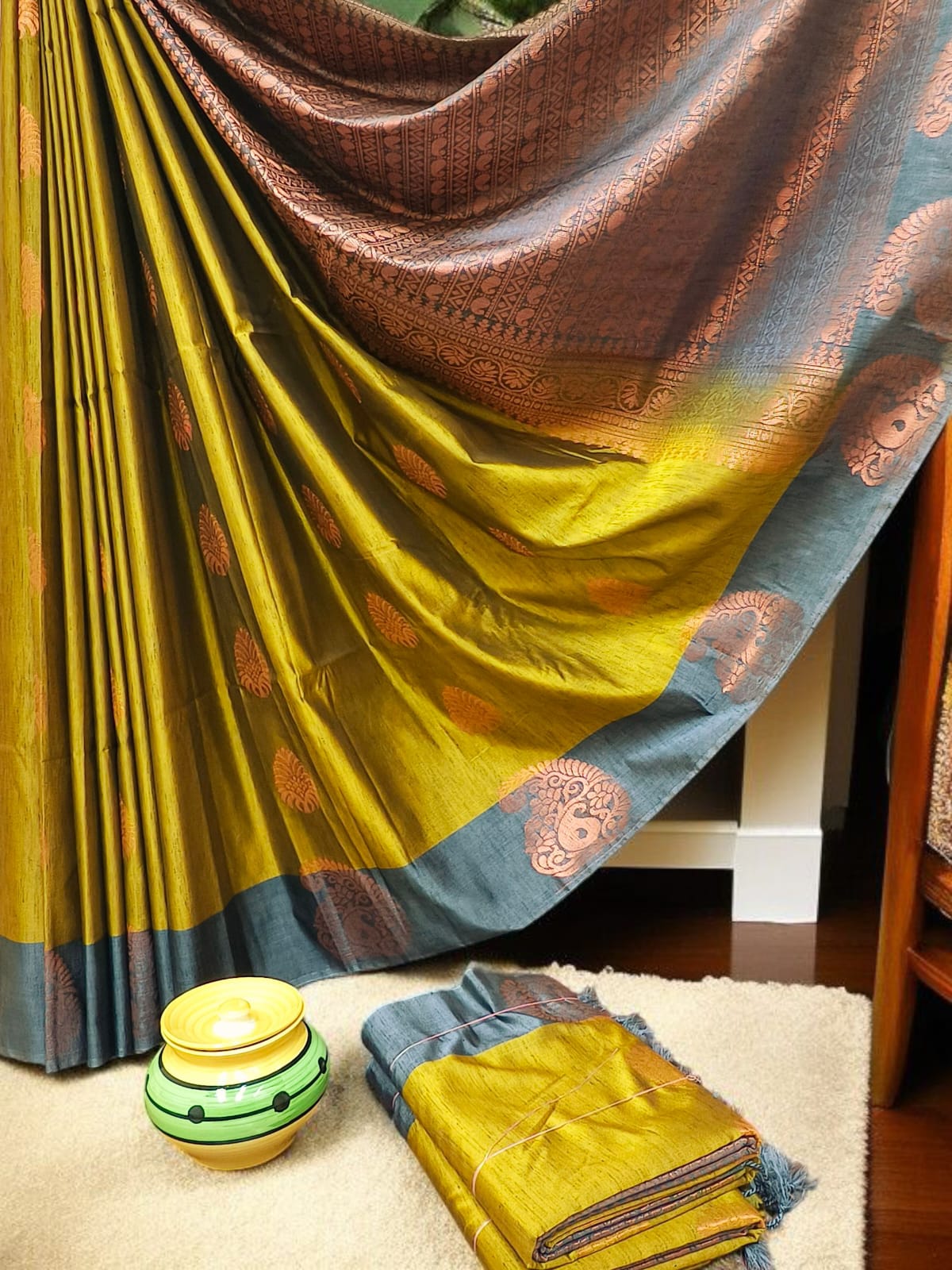 Exclusive Kanchipuram Maha Slub Silk Saree | Grand Wedding Buttas & Contrast Pallu-0013