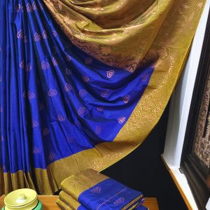Exclusive Kanchipuram Maha Slub Silk Saree | Grand Wedding Buttas & Contrast Pallu-0015