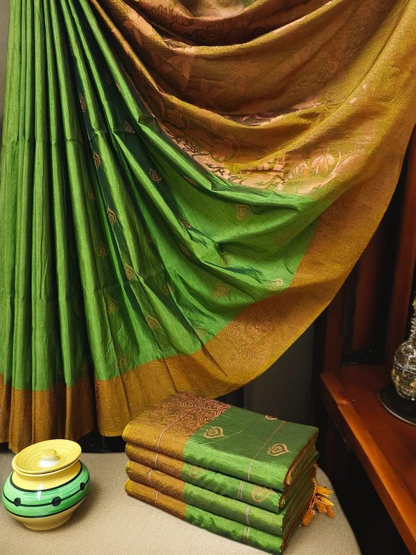 Exclusive Kanchipuram Maha Slub Silk Saree | Grand Wedding Buttas & Contrast Pallu-0022