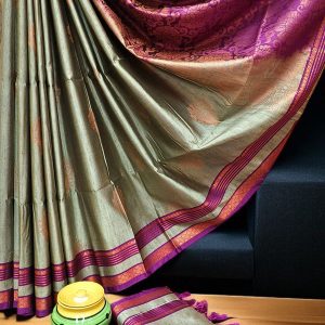 Exclusive Kanchipuram Maha Slub Silk Saree | Grand Wedding Buttas & Contrast Pallu-0031