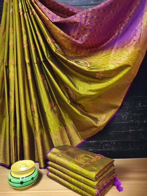 Exclusive Kanchipuram Maha Slub Silk Saree | Grand Wedding Buttas & Contrast Pallu-0034
