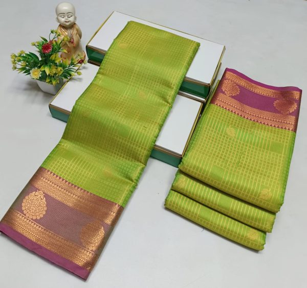 Elegant Semi Soft Silk Saree | Stunning Contrast Pallu | Budget-Friendly Gift Saree-0010