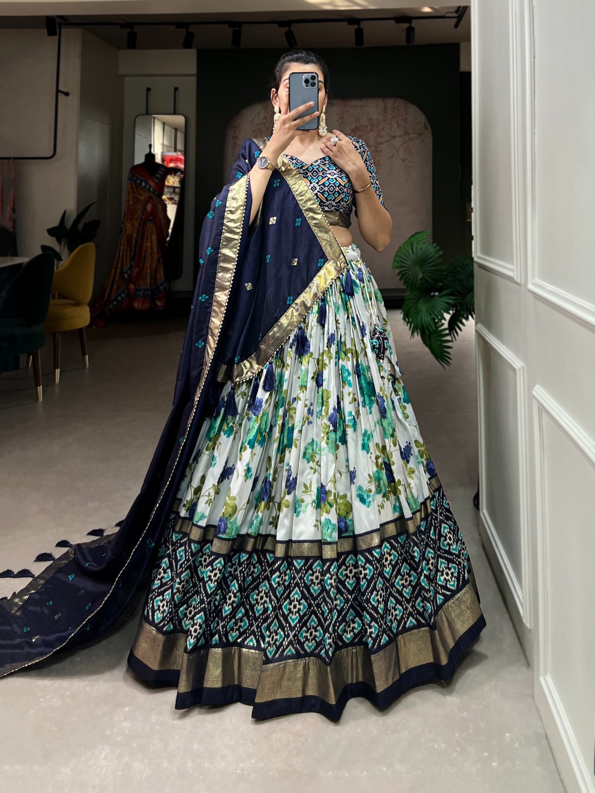 Festive Wear Dola Silk Lehenga Set for Women – Foil Work, Stitched, Dupatta Included-0038